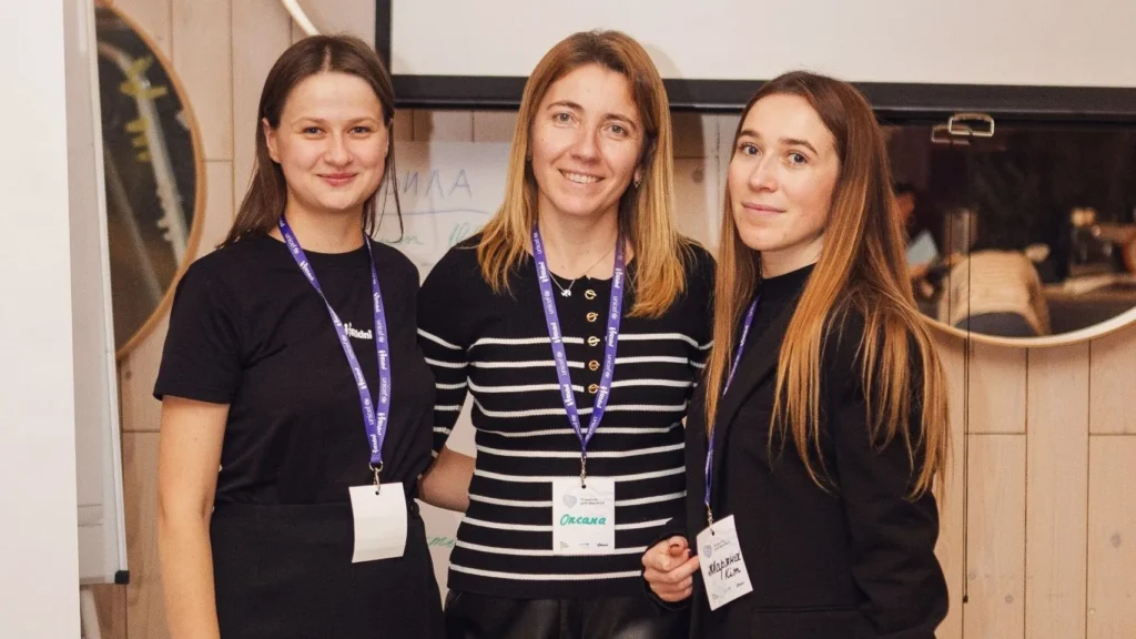 У Чернівецькій області продовжуються тренінги для спеціалістів, які працюють з сім’ями, дітьми та молоддю!