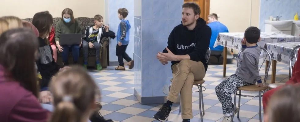 Засновник проекту «Ukraїner» долучився до акції #ВартовіДитинства