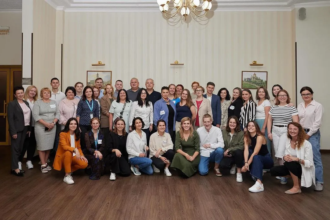 Взяли участь в публічній консультації у сфері турботи та догляду дітей!