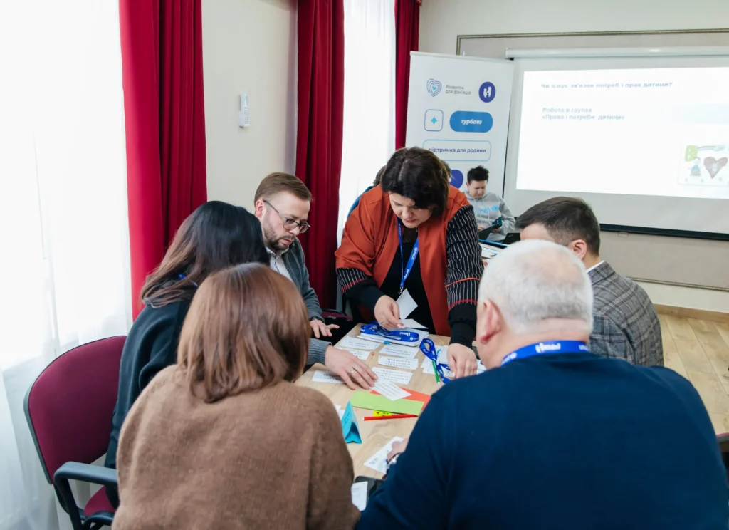 У Трускавці 15-16 січня відбувся семінар з актуальних питань реалізації політики у сфері забезпечення прав дитини, який зібрав фахівців для обговорення ключових аспектів захисту прав дітей та реформування системи інституційного догляду в Україні