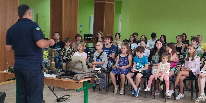 Ресурсно-тренінгова програма «РаДіти знову»