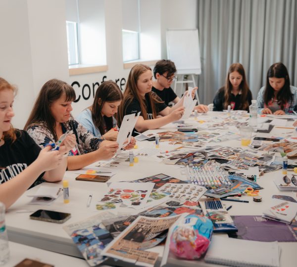 9_ТвориСвіТИ