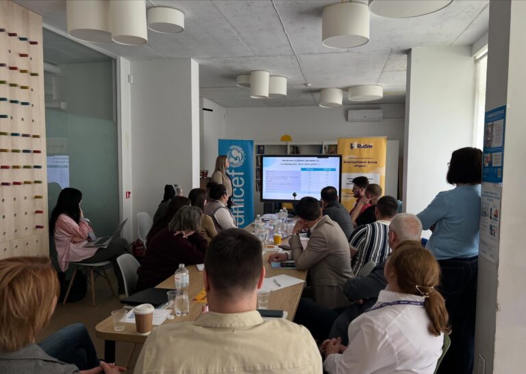 Expert Meeting on Supporting Youth with Risky Behavior Held at Ridni Center Зустріч_Центр Рідні5