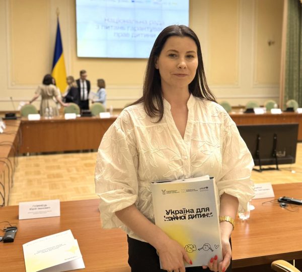БФ «Рідні» долучився до засідання Ради регіонів у Києві Засідання ради регіонів6